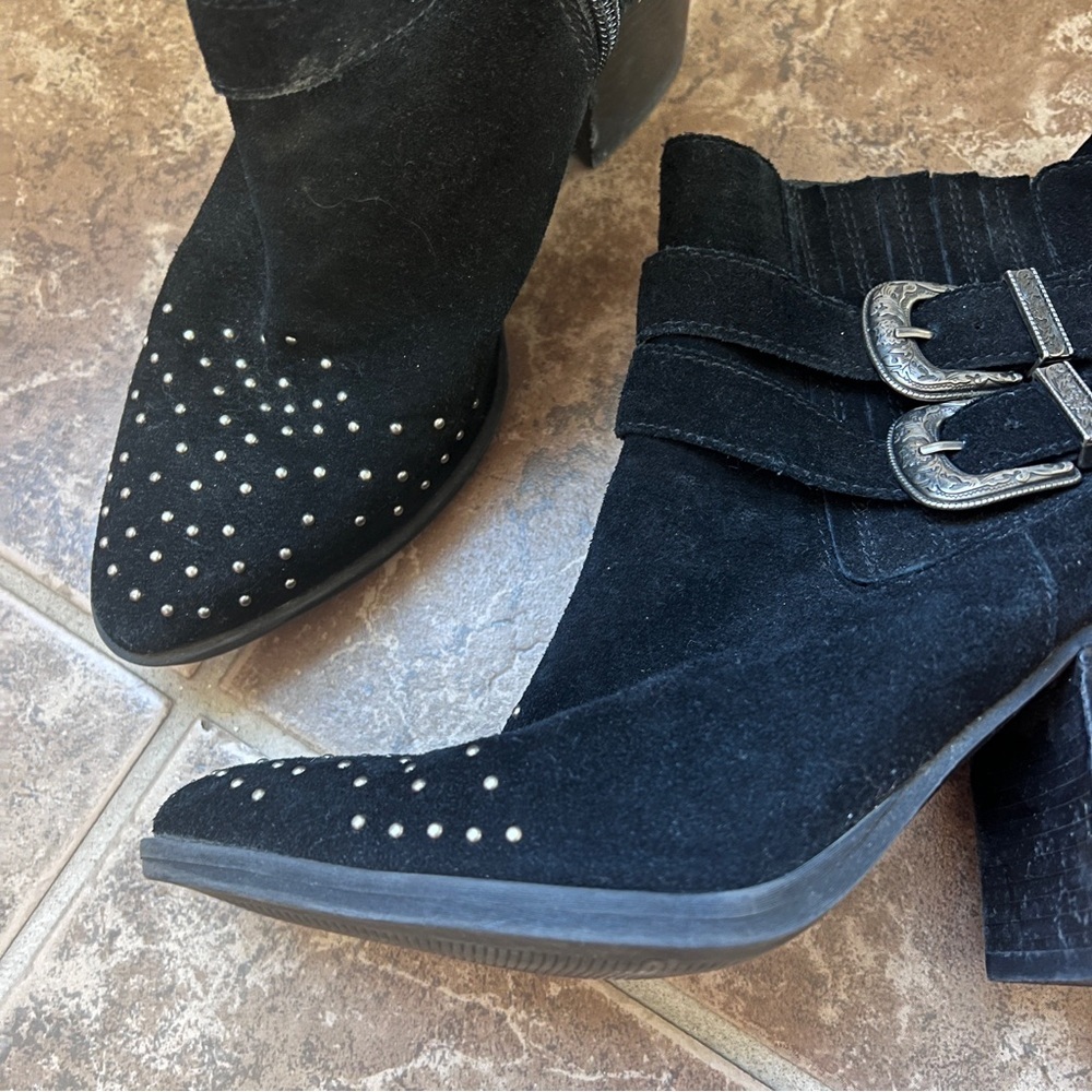 Steve Madden Black Western Buckle Ankle Boots - Picture 6 of 11